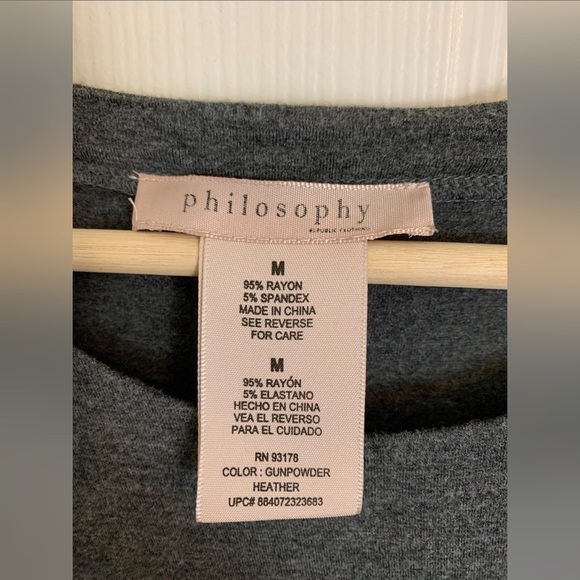 Philosophy asymmetrical 3/4 length sleeve top - Picture 4 of 4